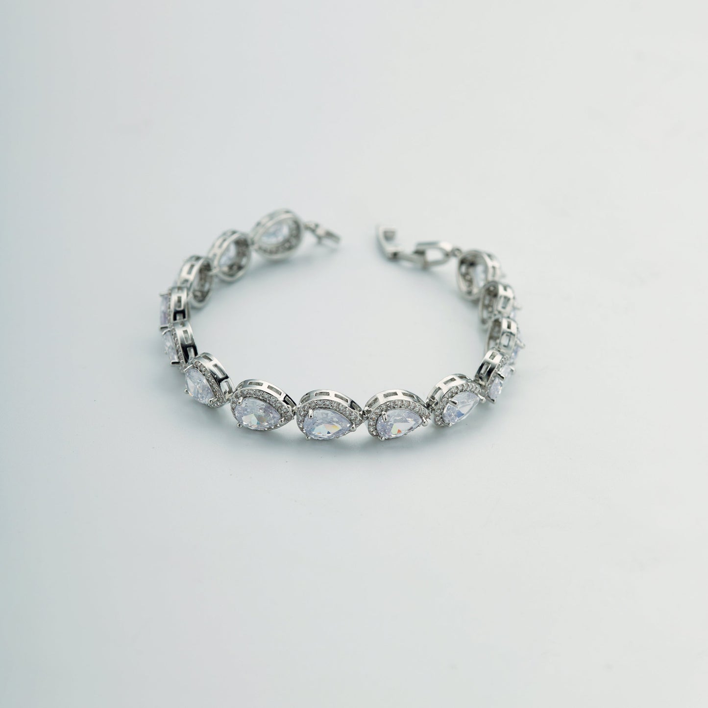 Silver Tear Drop Bridal Jewellery Set Wedding Earring Necklace Bracelet.
