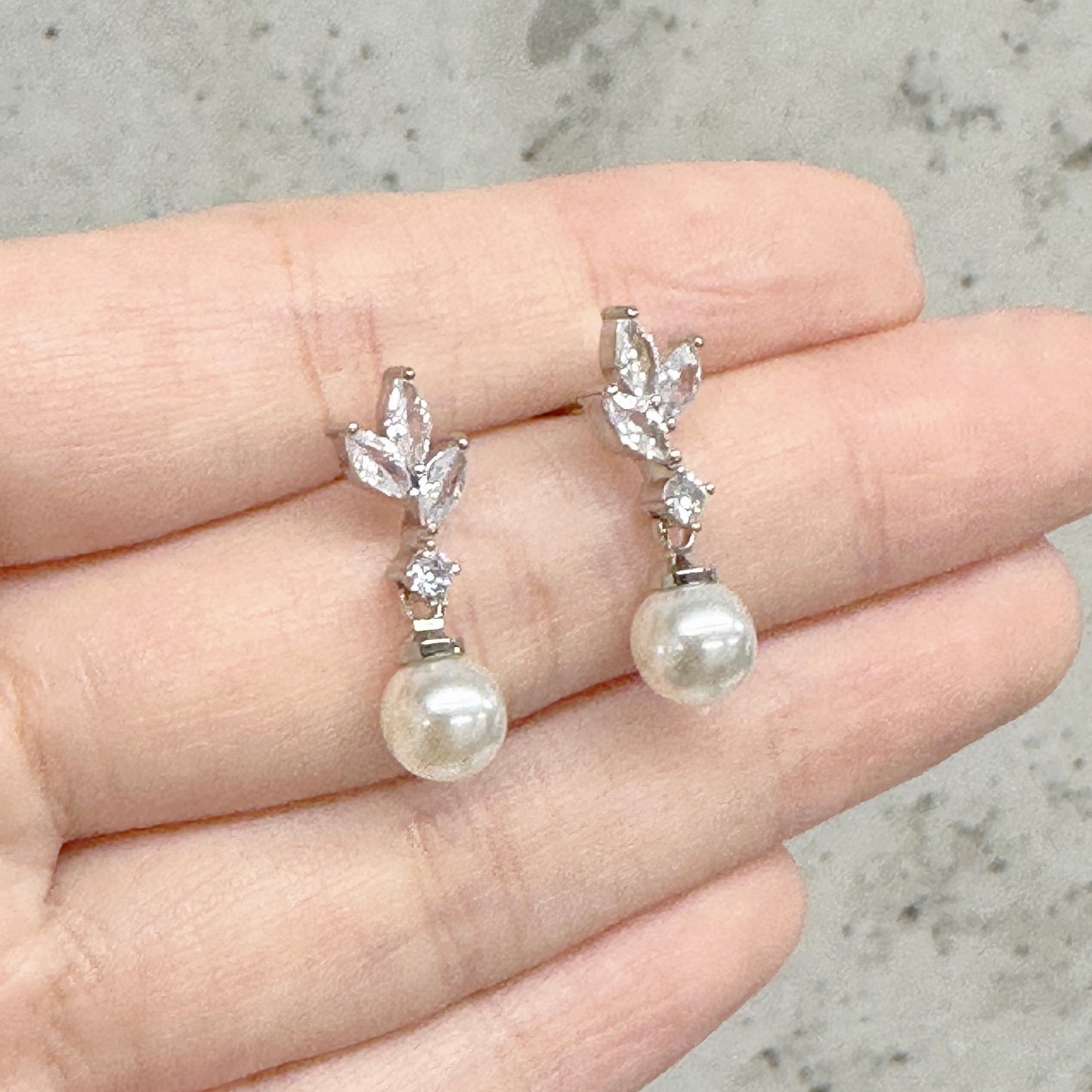 ANGELINA丨Bridal Crystal Earrings with Pearl Drop