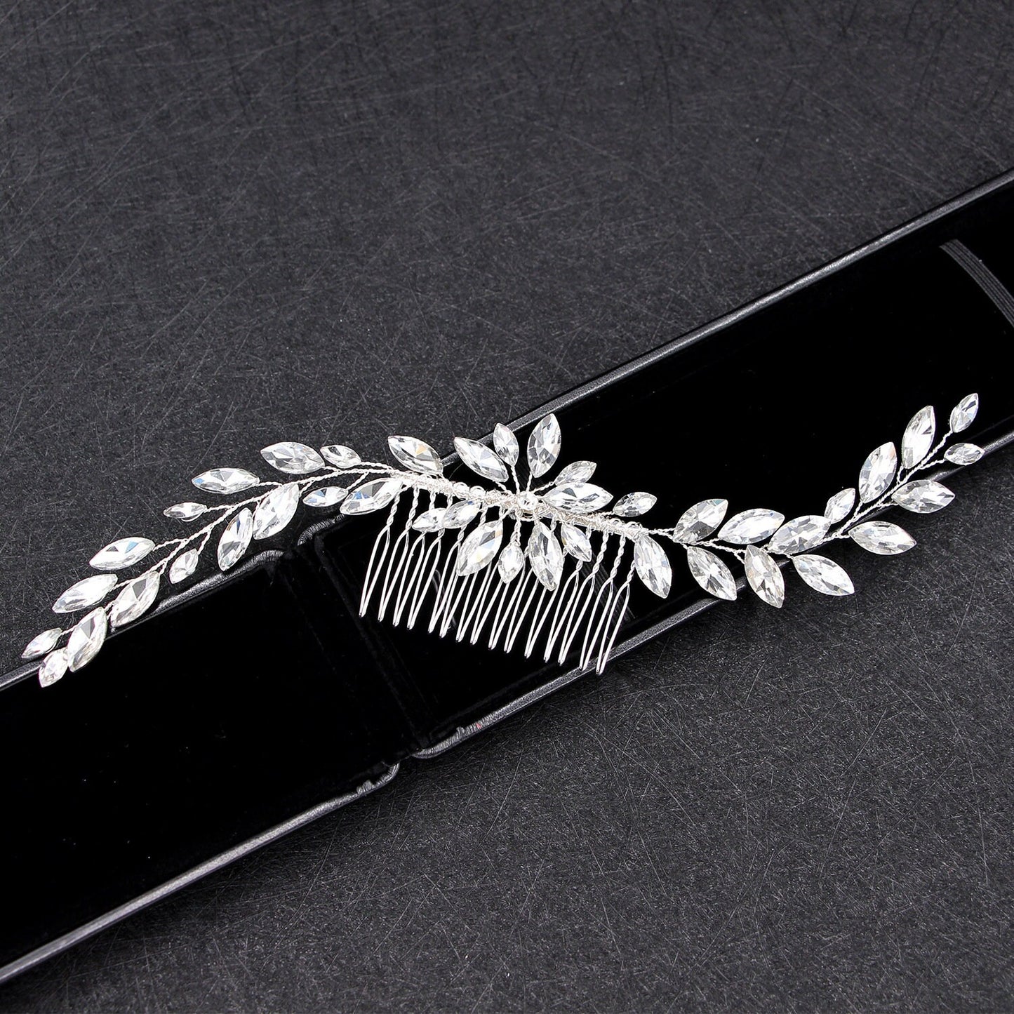 Rhinestone Bridal Hair Comb.