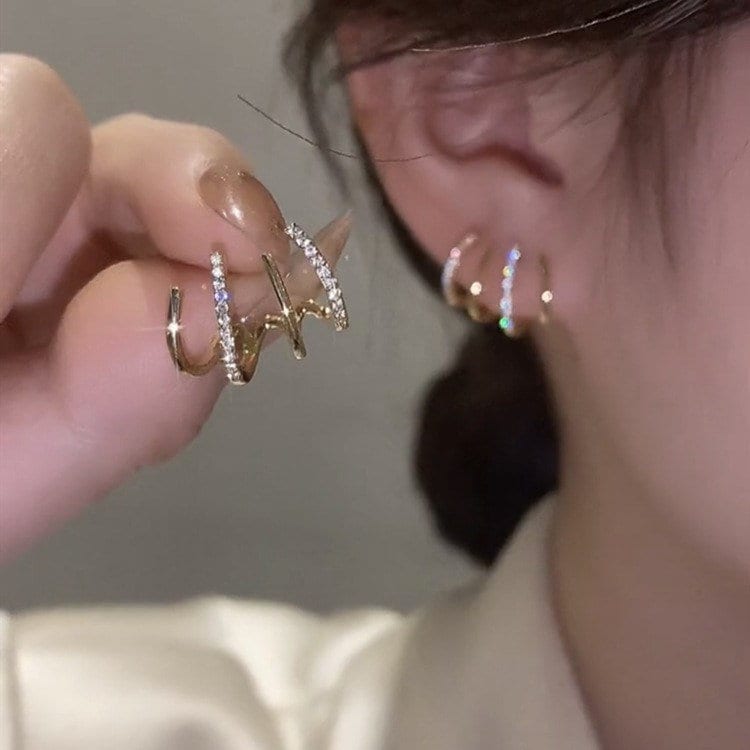 Claw Stud Earrings