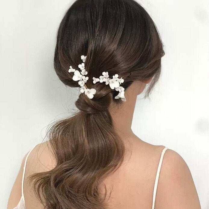 LILLIAN丨Zarte Blumen-Haarnadel aus weißem Porzellan