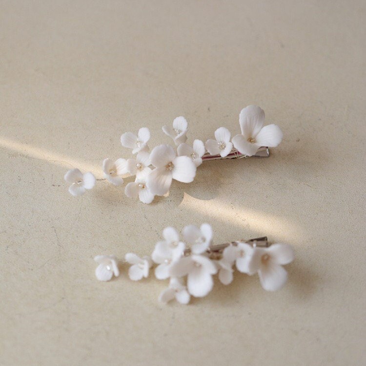 1 X Lily Hair Clip, Slide Or Broach - White Flower Corsage With Pearl Detail | Australia