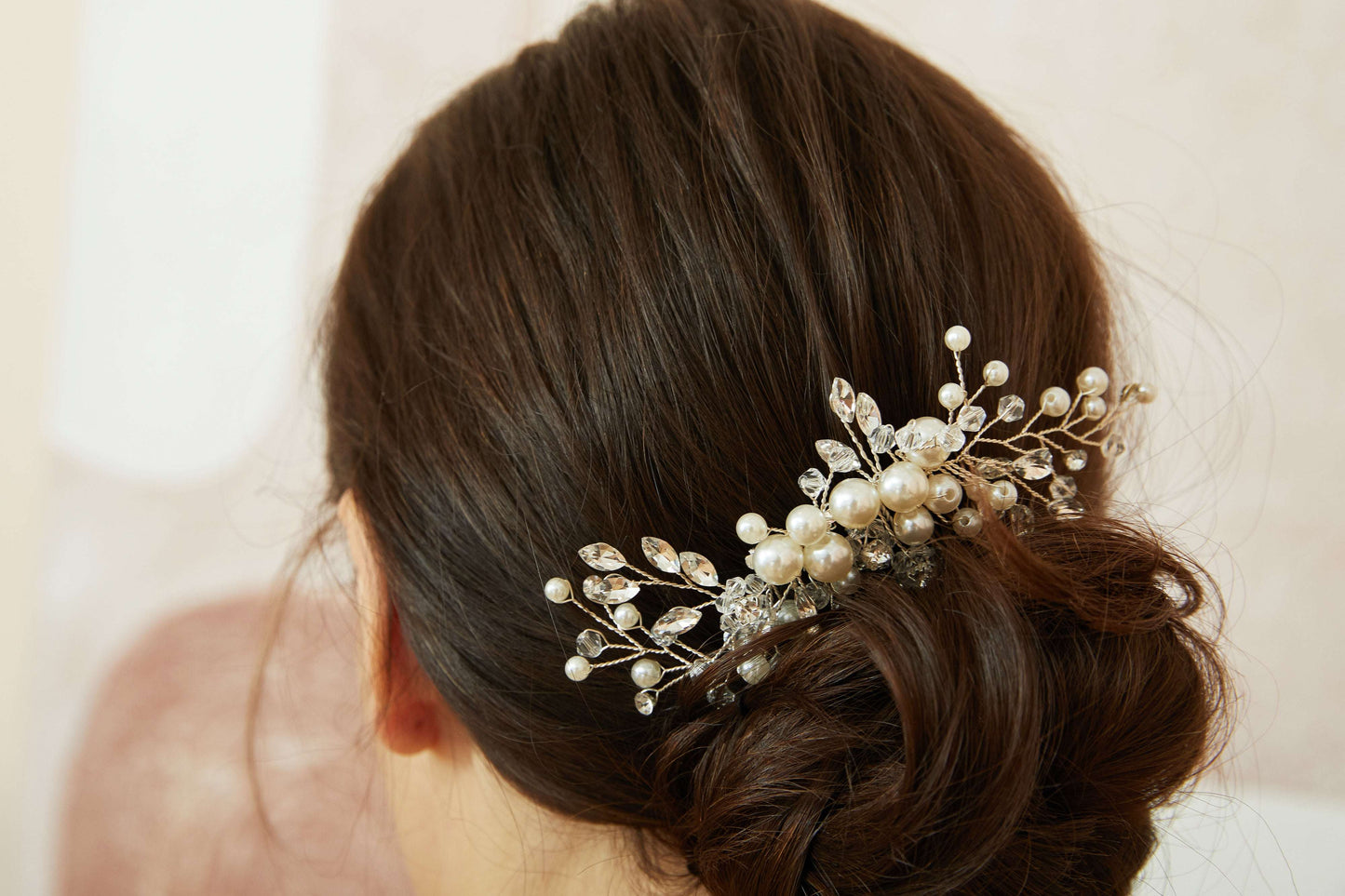 Rhinestone & Pearls Bridal Hair Comb.