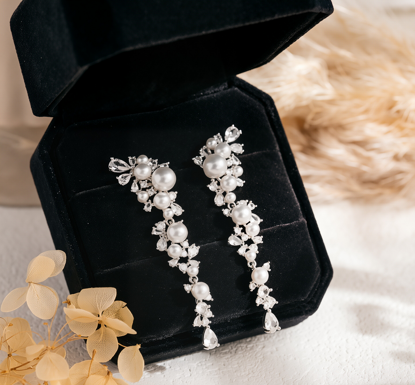 Ninianna |Exquisite Pearl and Crystal Drop Earrings