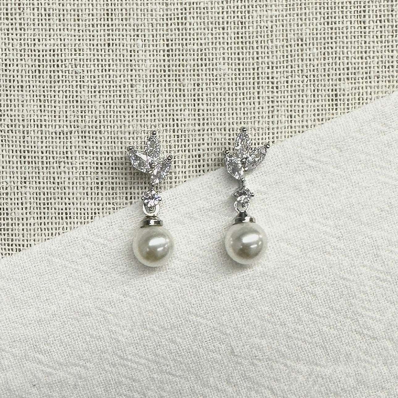 ANGELINA丨Bridal Crystal Earrings with Pearl Drop