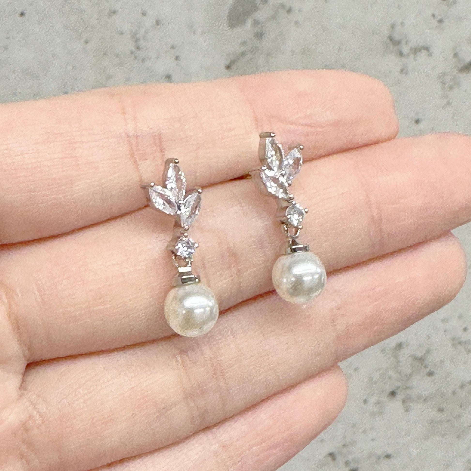 ANGELINA丨Bridal Crystal Earrings with Pearl Drop