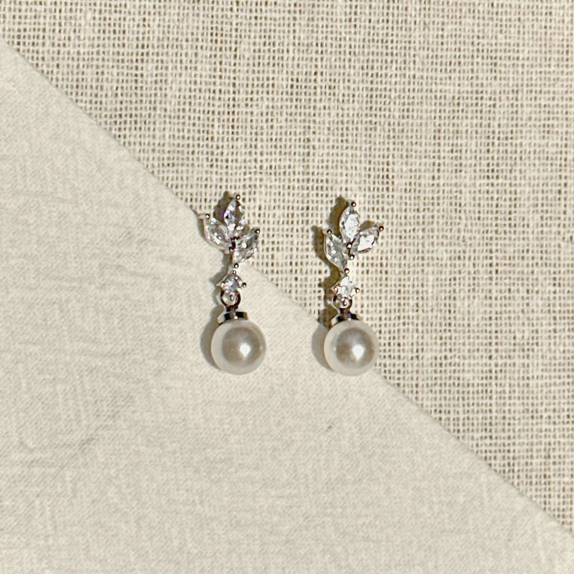 ANGELINA丨Bridal Crystal Earrings with Pearl Drop