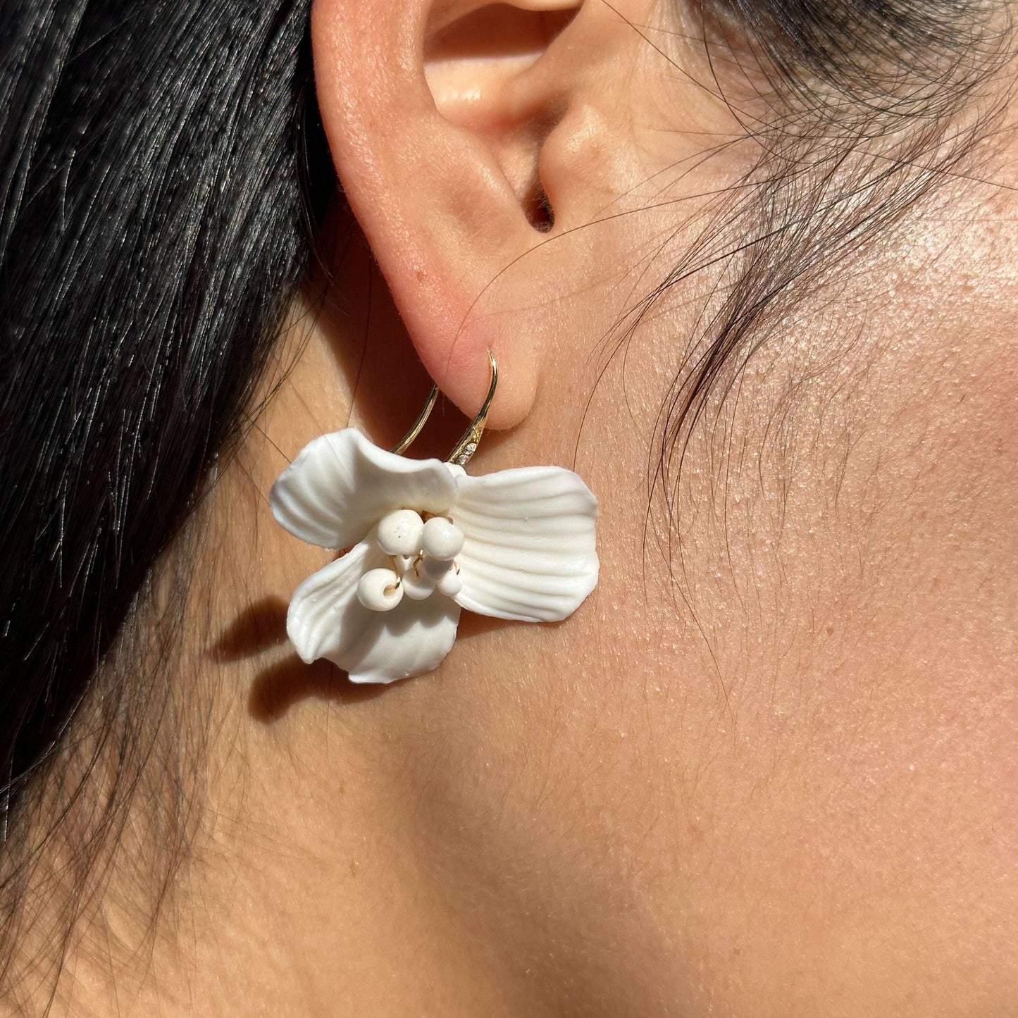 Delicate White Flower Bridal Earrings