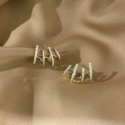 Claw Stud Earrings