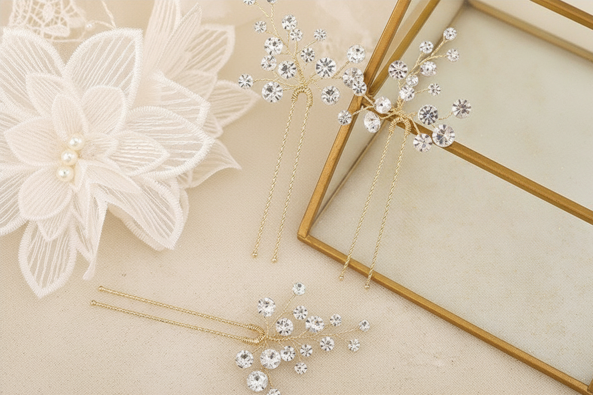 Close-up of the lustrous pearl on the handmade bridal hair pin