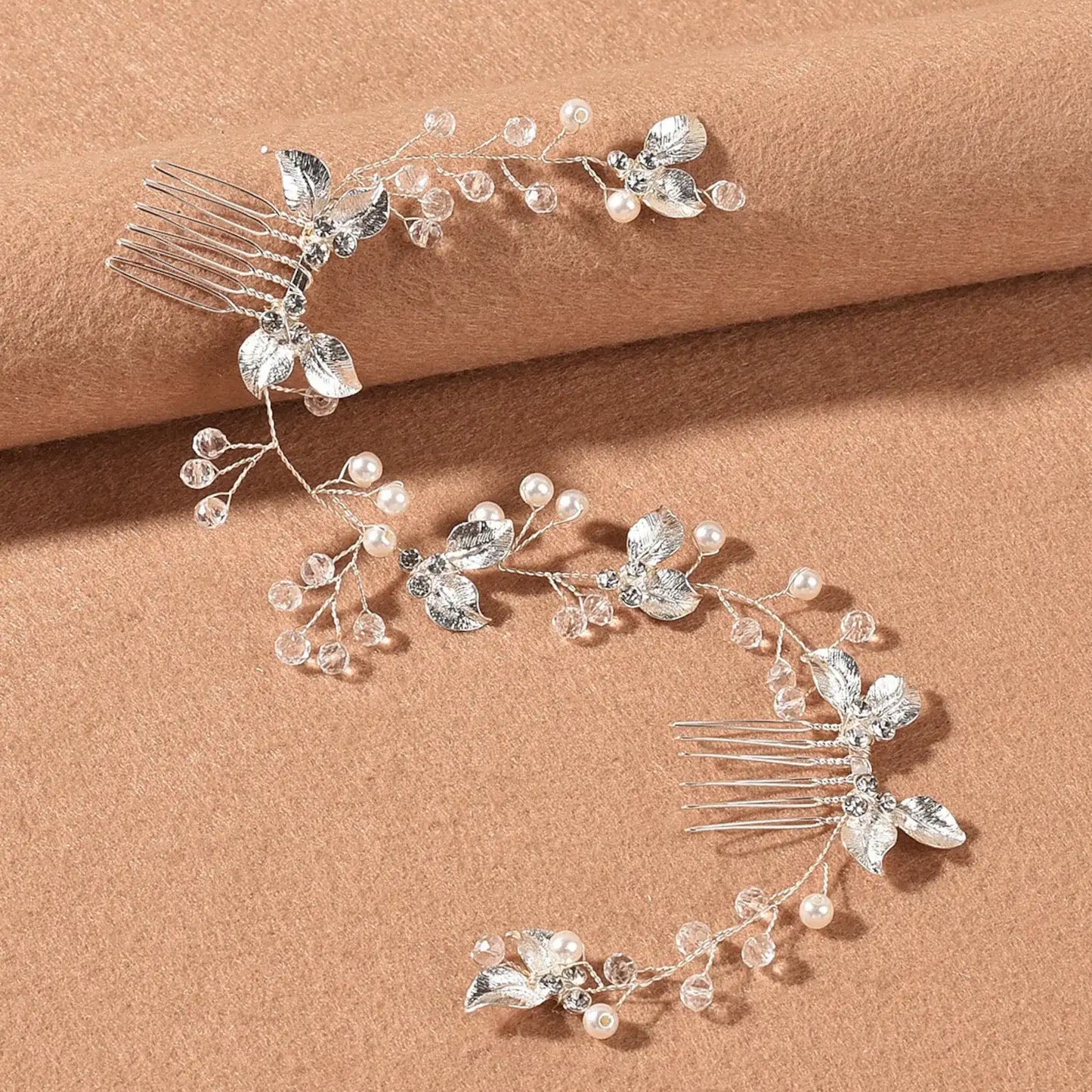 Silver wedding hair comb with two combs and a flexible vine design