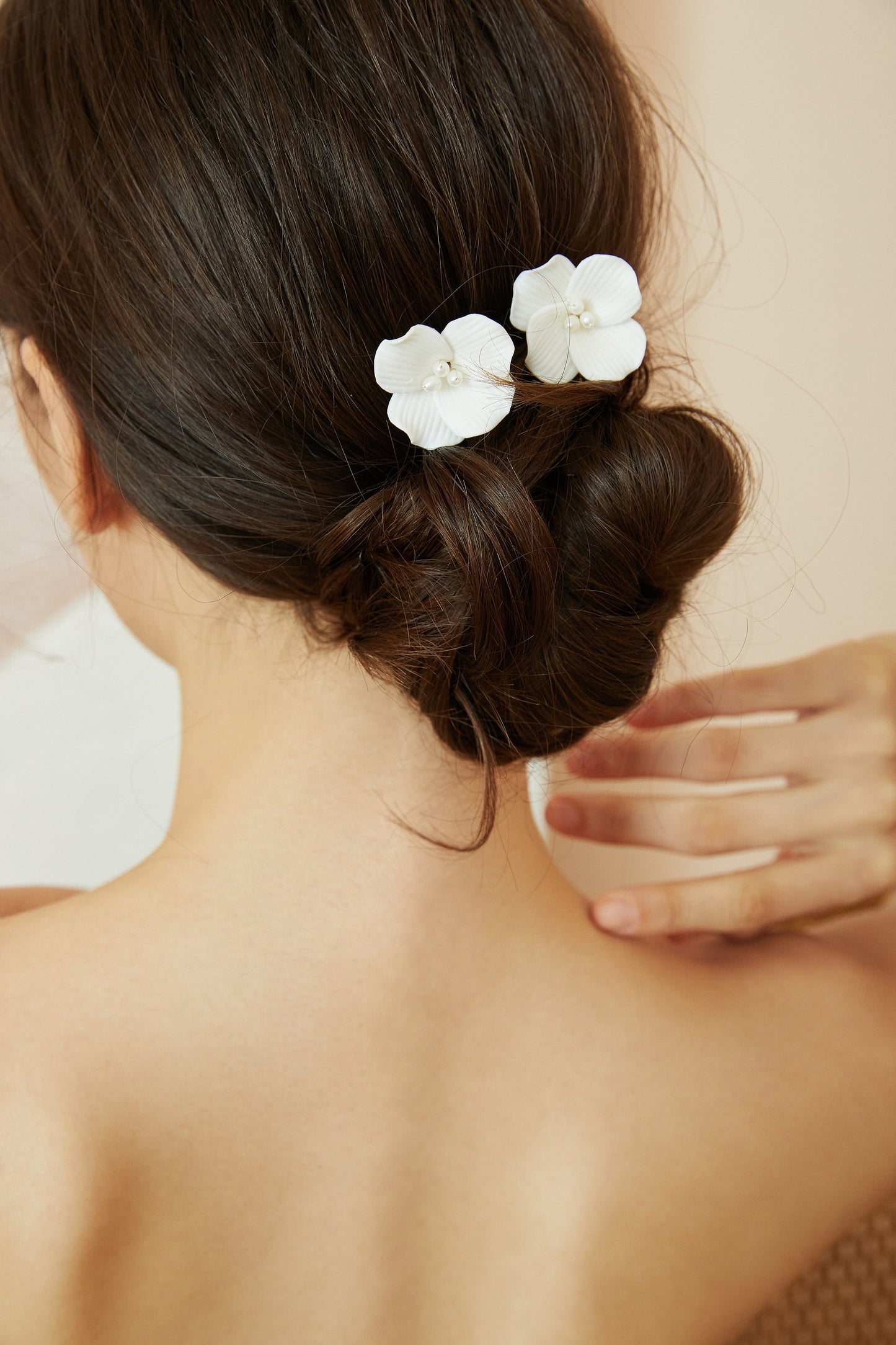 White Porcelain Flower Wedding Hair Pins.