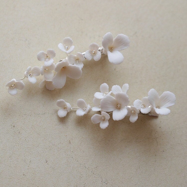 LILLIAN丨Delicate White Porcelain Flower Hairpin